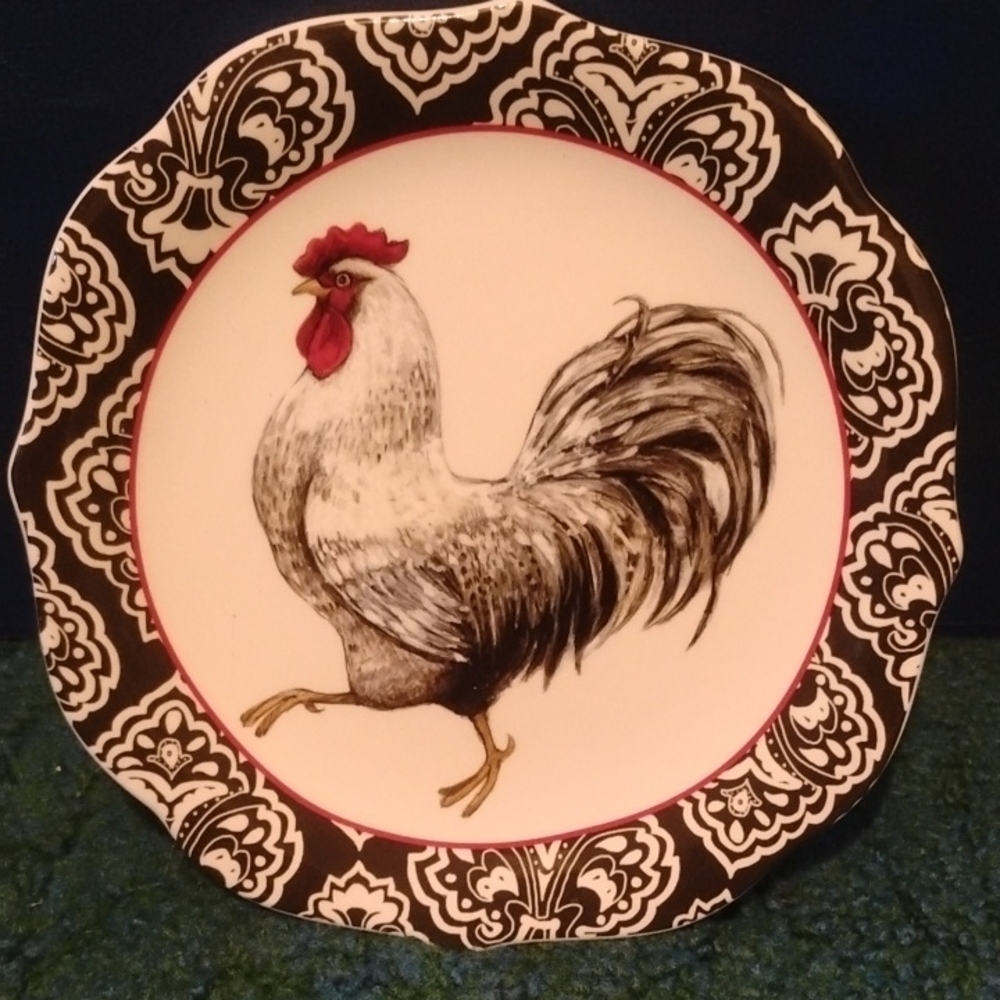 Cracker Barrel Black and White Rooster Dinner Plate - Picture 4 of 4